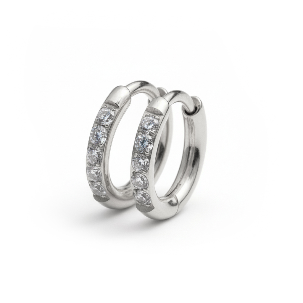 Titāna huggie pīrsingu gredzenu pāris ar akmentiņiem
