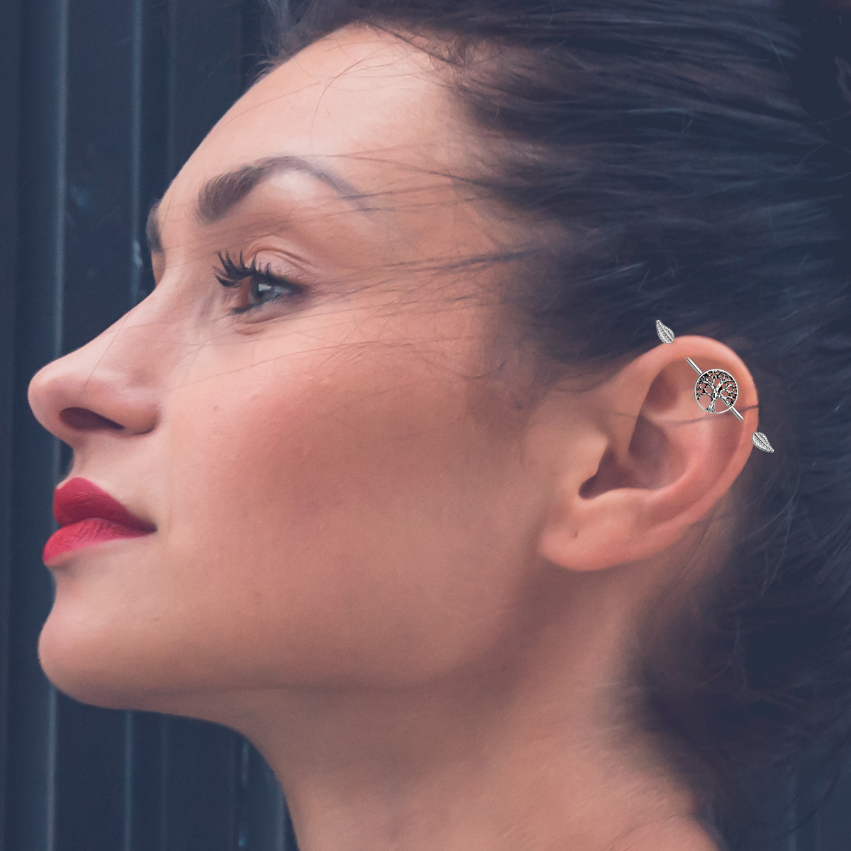 Industriālais stienītis ar dzīves koku