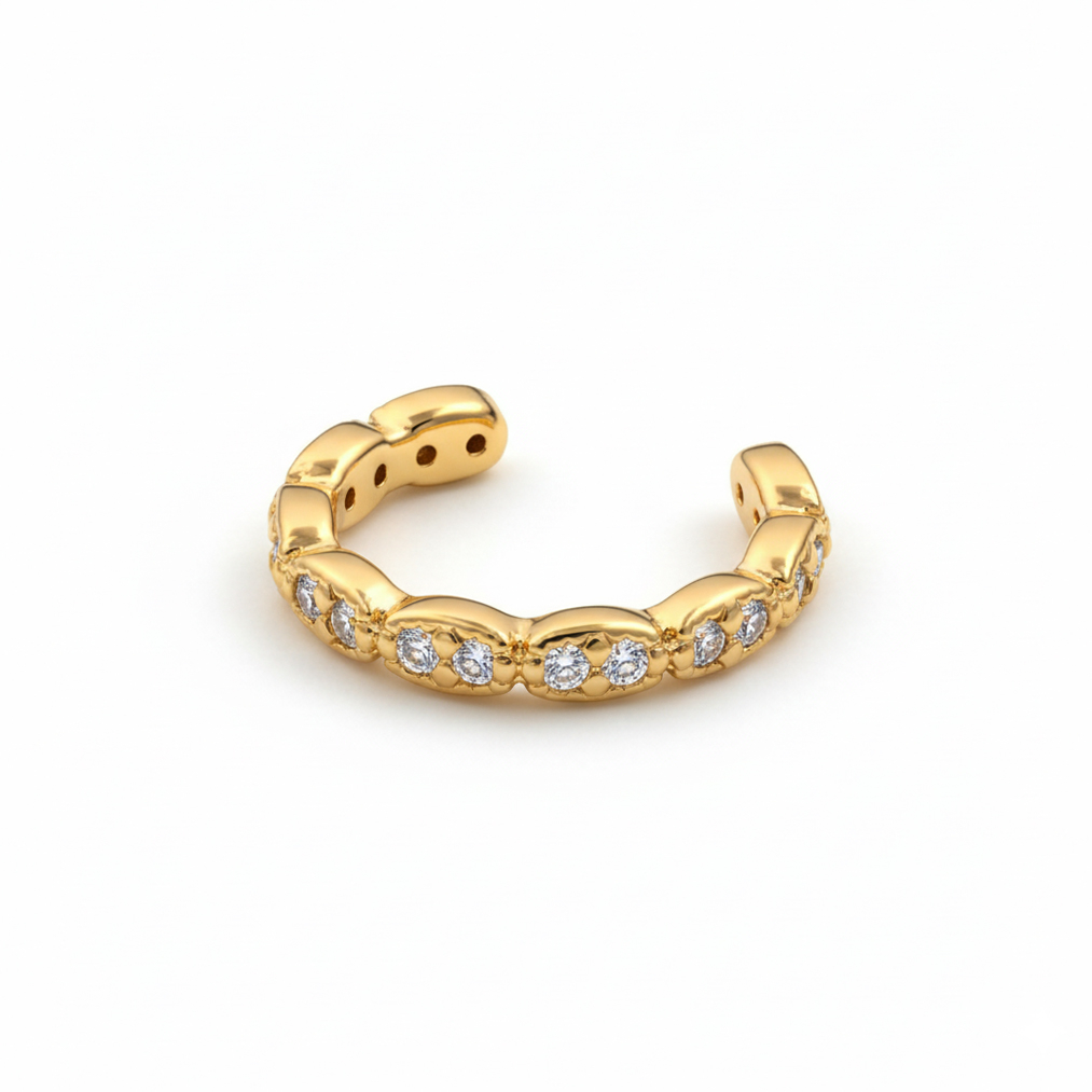 Smalks auss kaffs ar akmentiņu pāriem