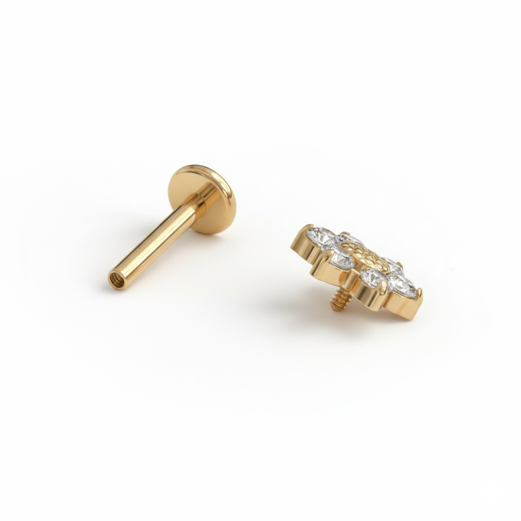 Titāna labrete ar margrietiņas dizainu