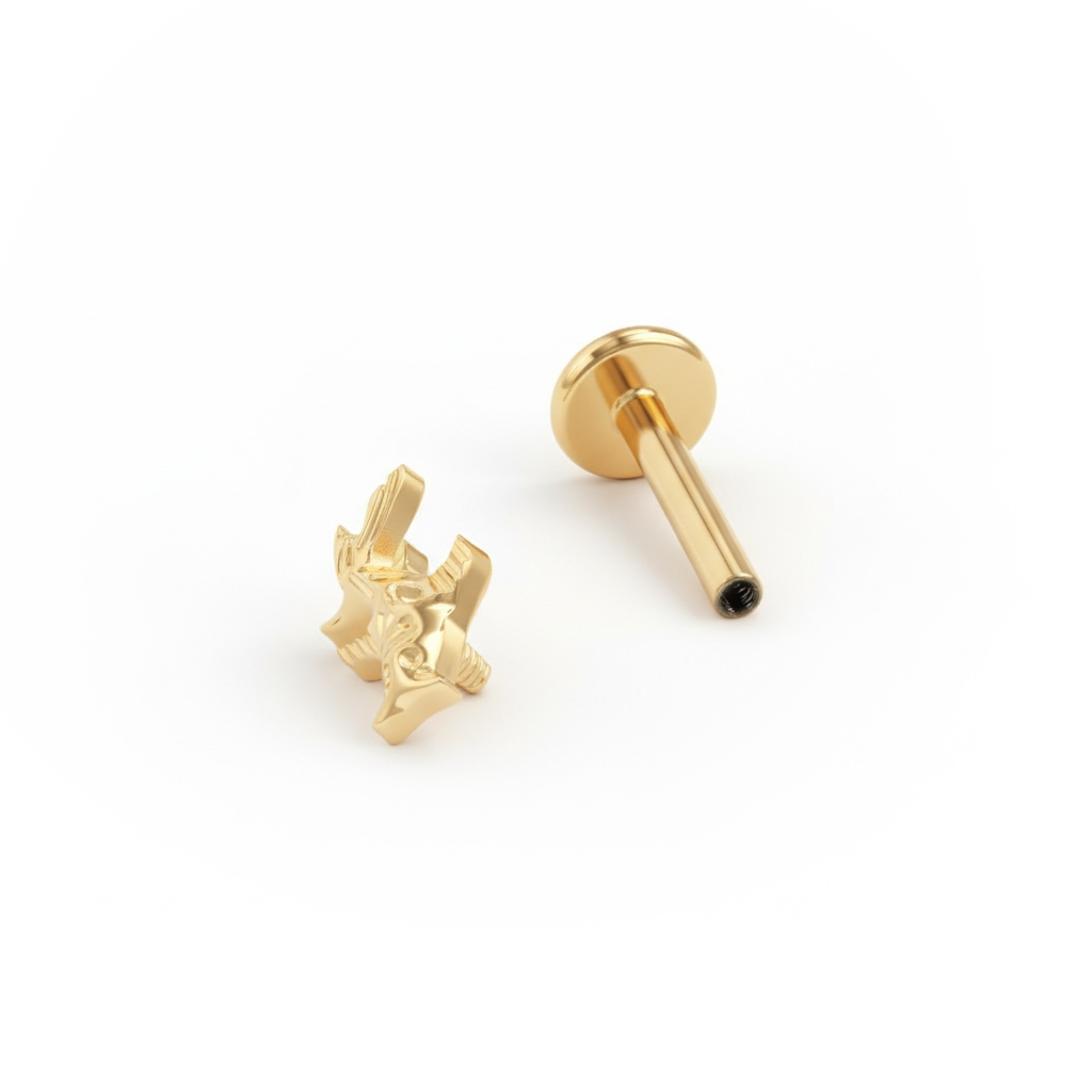 Titāna labrete ar koi karpas dizainu