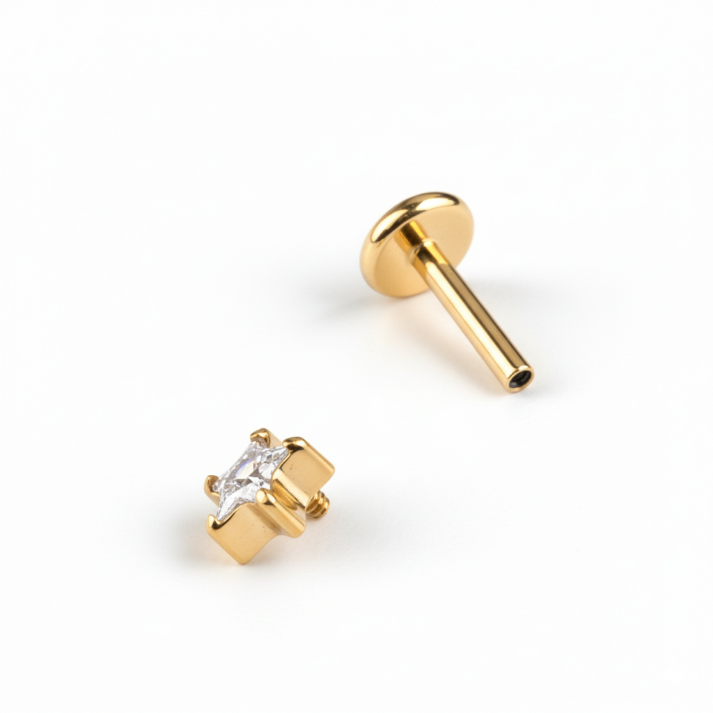 Titāna labrete ar zvaigznes formas akmentiņu