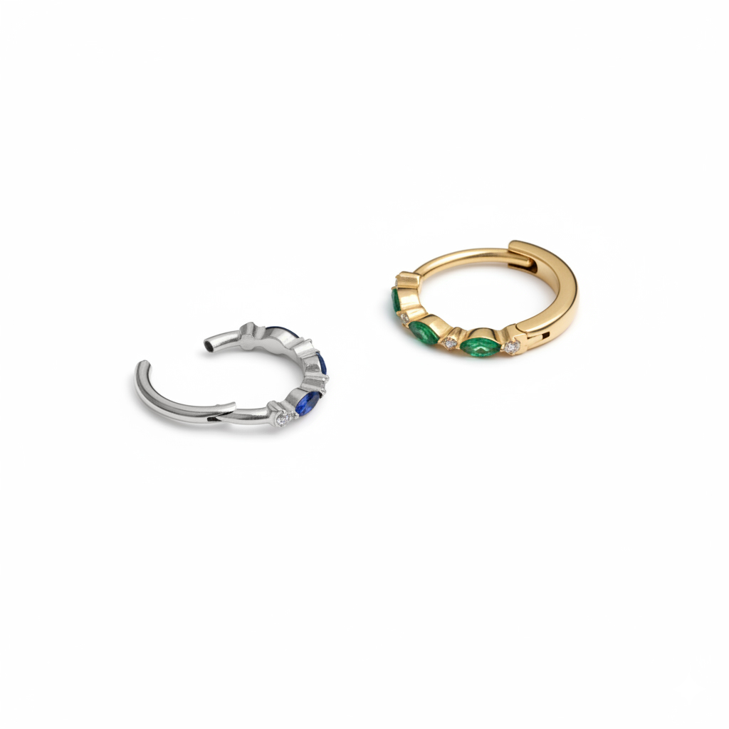 Pīrsingu gredzens no titāna ar krāsainiem akmentiņiem